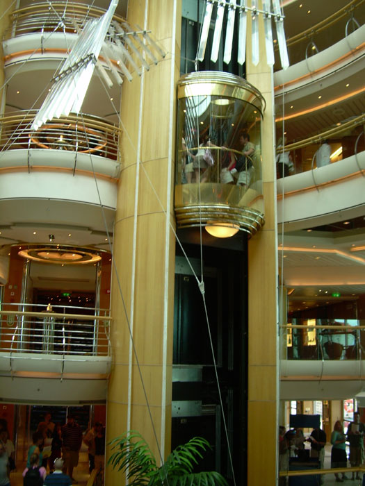 centrum elevators